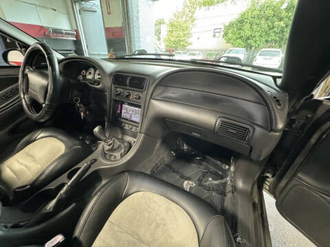 2001 Ford Mustang SVT Cobra