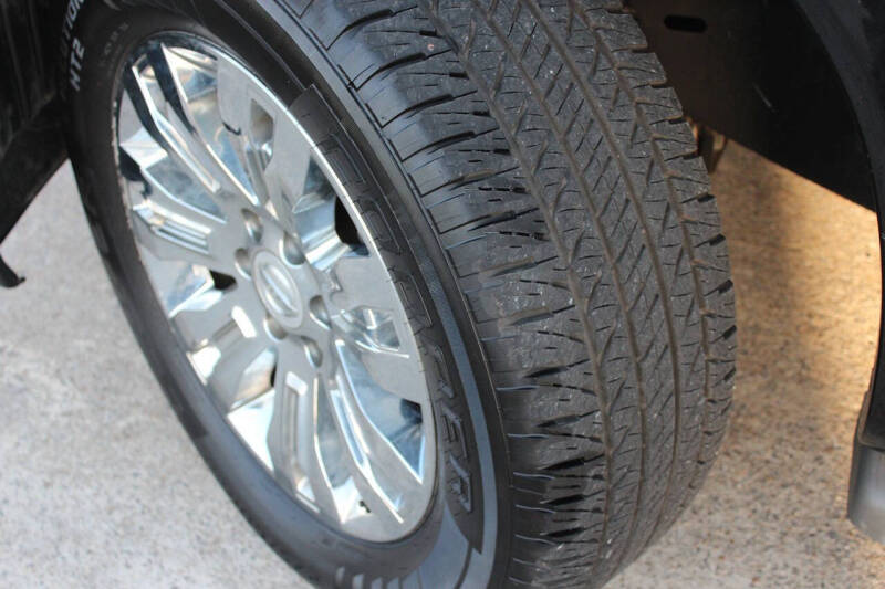 2015 Nissan Armada Platinum