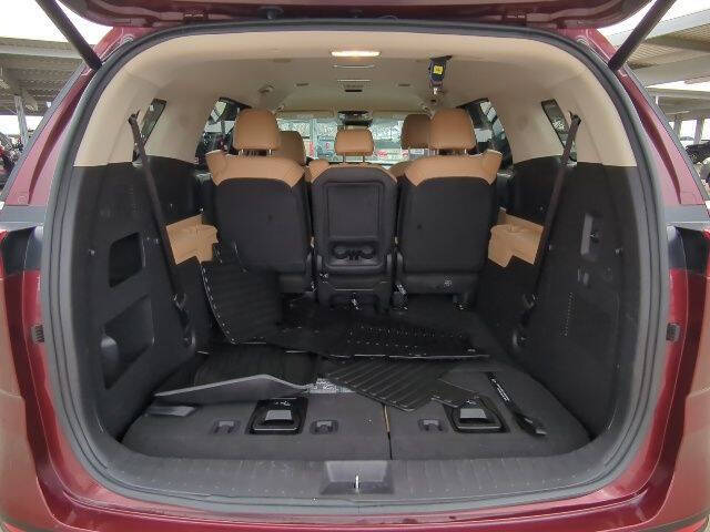 2024 Kia Carnival EX