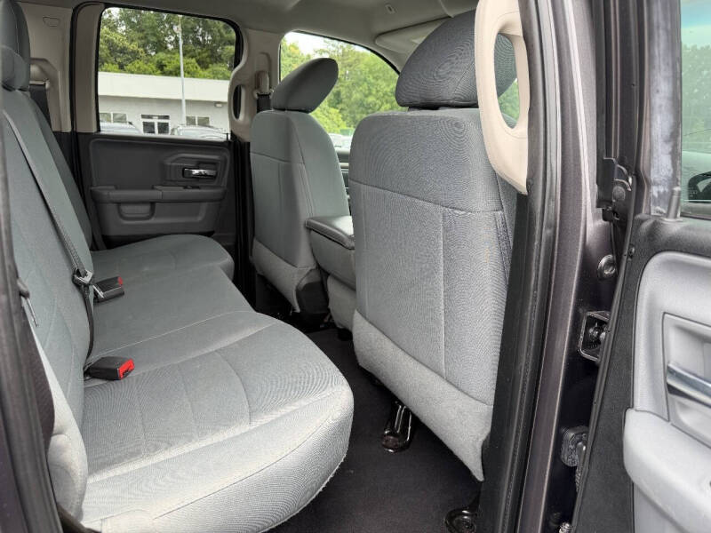 2017 RAM 1500 SLT