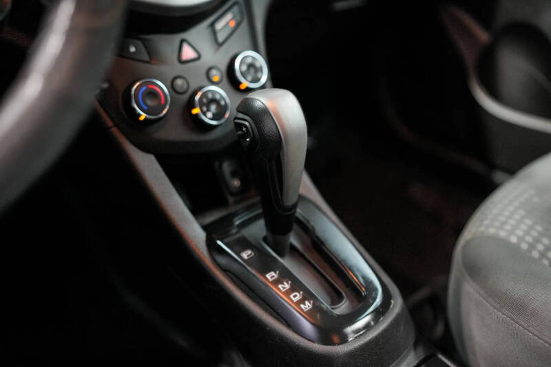 2017 Chevrolet Sonic LT Auto Fleet