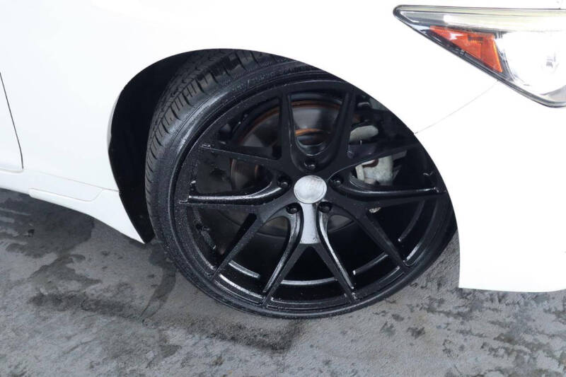 2021 Infiniti Q50 Luxe