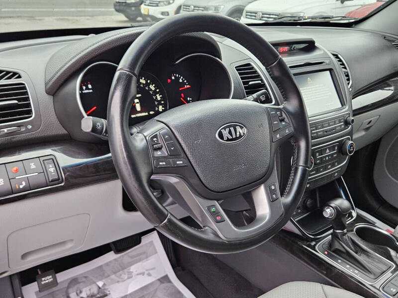 2014 Kia Sorento SX