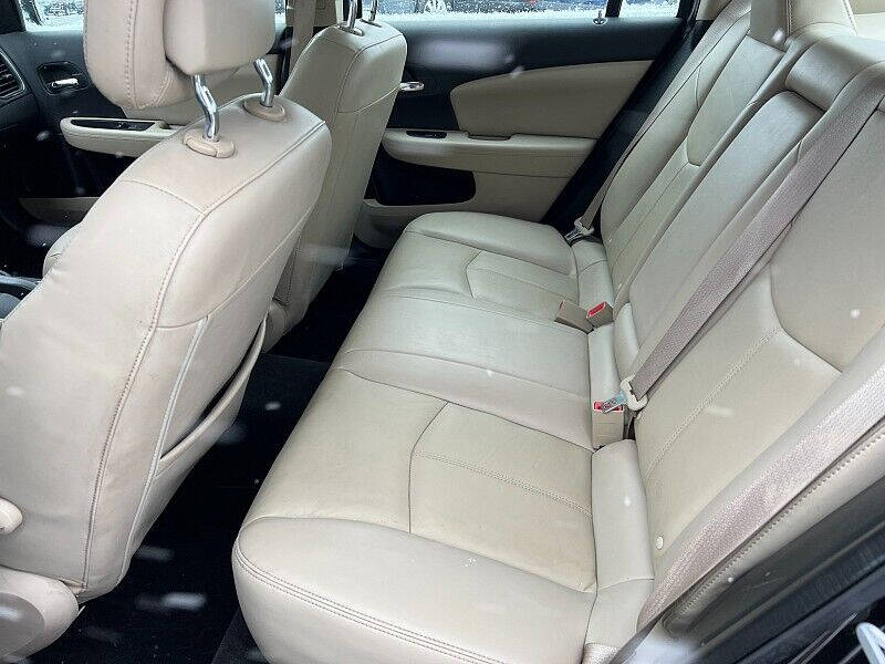 2012 Chrysler 200 Limited