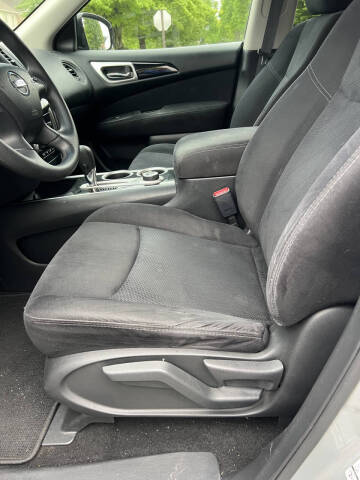 2013 Nissan Pathfinder S
