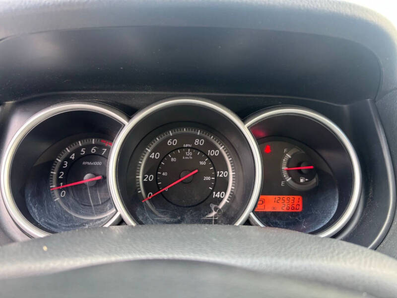 2011 Nissan Versa 1.8 S