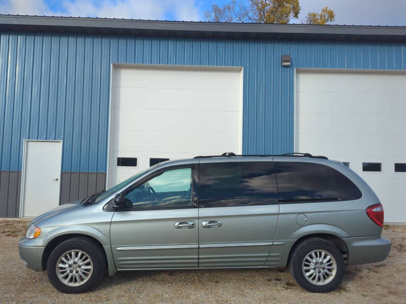 2004 Chrysler Town and Country Touring