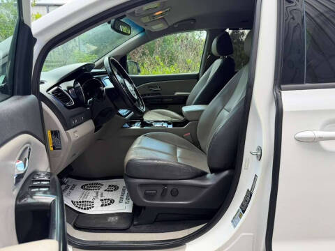 2016 Kia Sedona SX