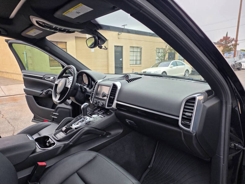 2013 Porsche Cayenne S