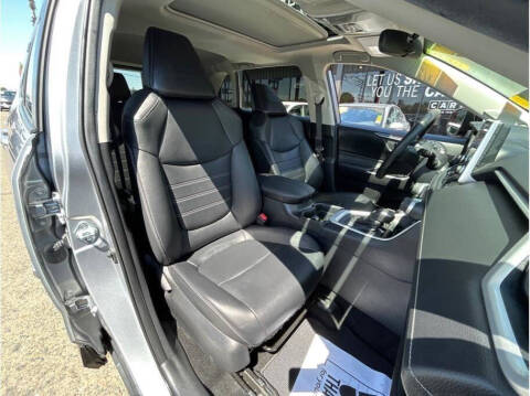 2021 Toyota RAV4 XLE Premium