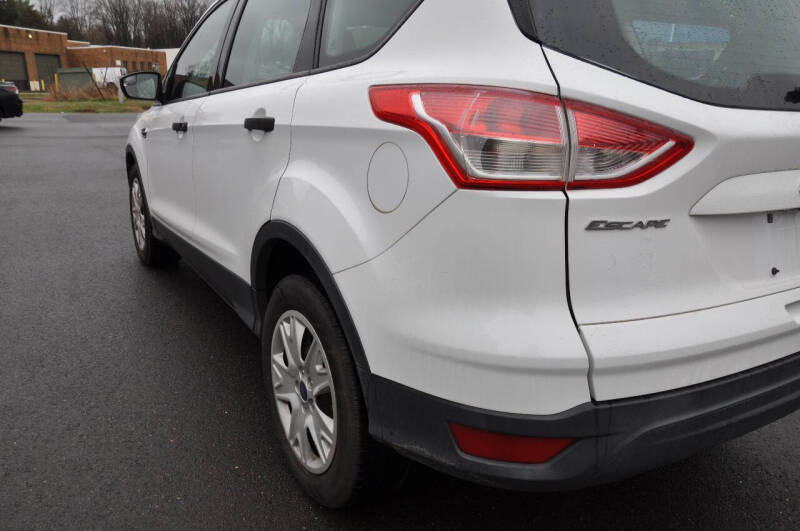 2016 Ford Escape S
