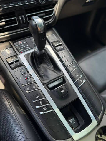2021 Porsche Macan