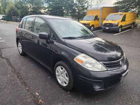 2011 Nissan Versa 1.8 S