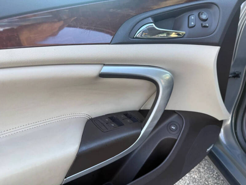 2017 Buick Regal Premium II