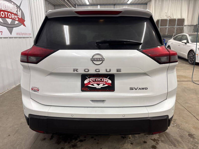 2024 Nissan Rogue SV
