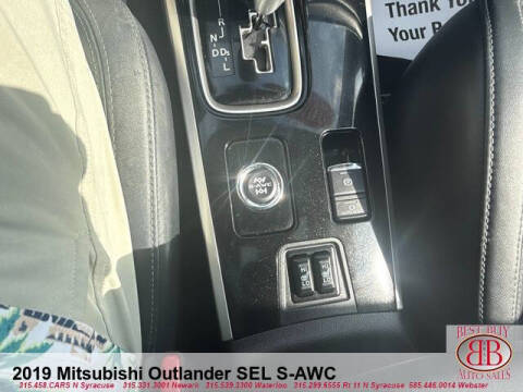 2019 Mitsubishi Outlander SEL