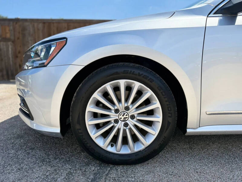 2016 Volkswagen Passat