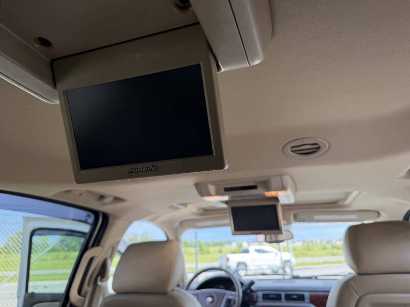 2013 Chevrolet Suburban LTZ
