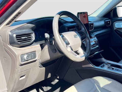 2022 Ford Explorer Platinum