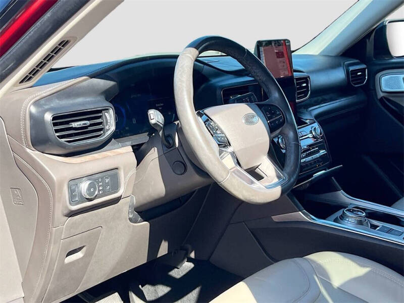 2022 Ford Explorer Platinum