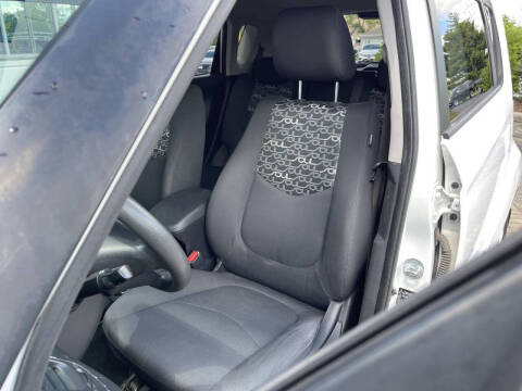 2010 Kia Soul +