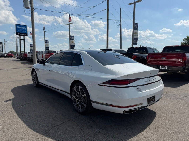 2025 Genesis G90 3.5T e-Supercharger