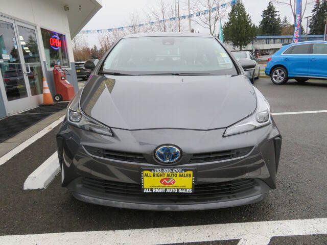 2022 Toyota Prius LE