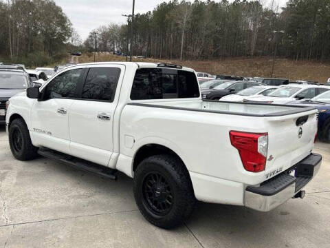 2019 Nissan Titan SV