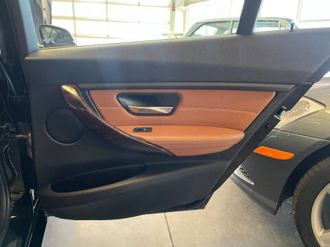 2013 BMW 3 Series 328i