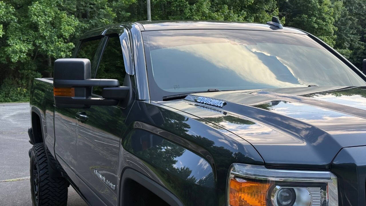 GMCSierra 2500HD27