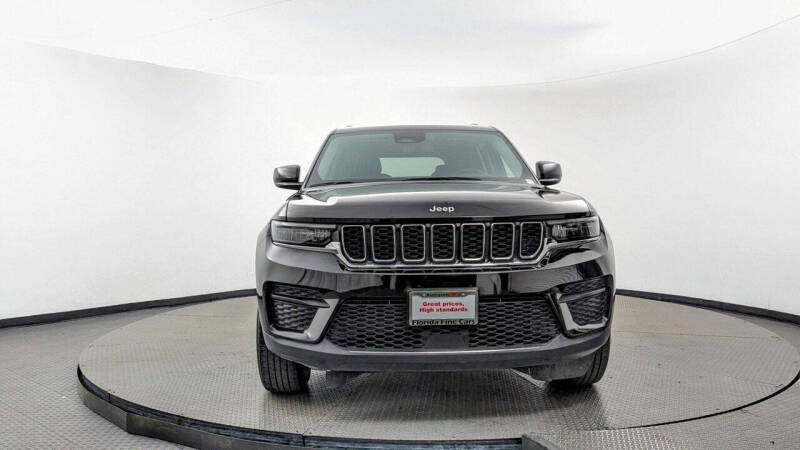 2023 Jeep Grand Cherokee Laredo