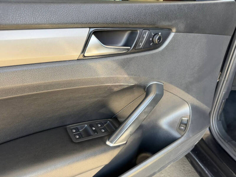2021 Volkswagen Passat SE