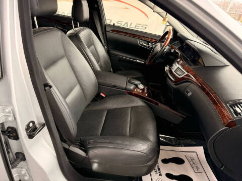 2011 Mercedes-Benz S-Class S 550