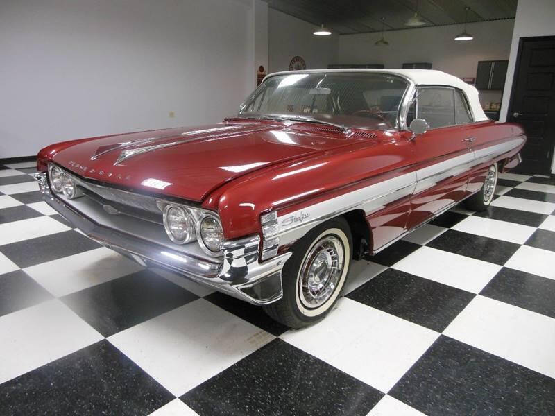 1961 Oldsmobile Starfire