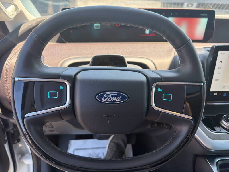 2025 Ford Expedition Platinum - Photo 29