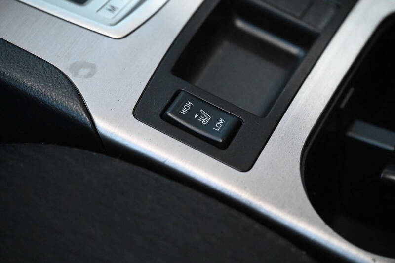 2012 Subaru Outback 2.5i Premium