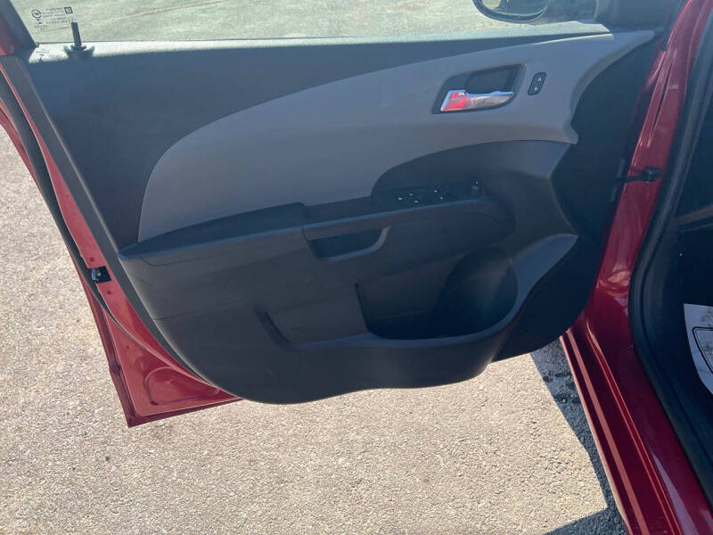 2014 Chevrolet Sonic LT Auto