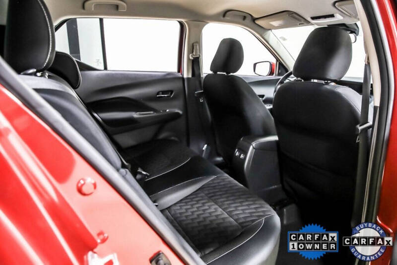 2022 Nissan Kicks SV