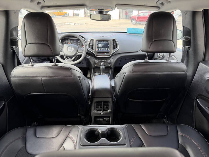 2022 Jeep Cherokee Trailhawk