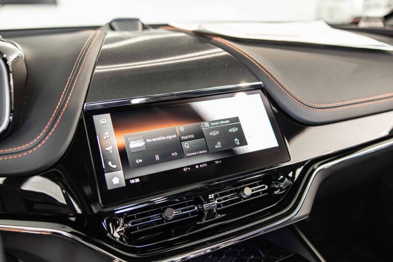 2026 Aston Martin DBX 707