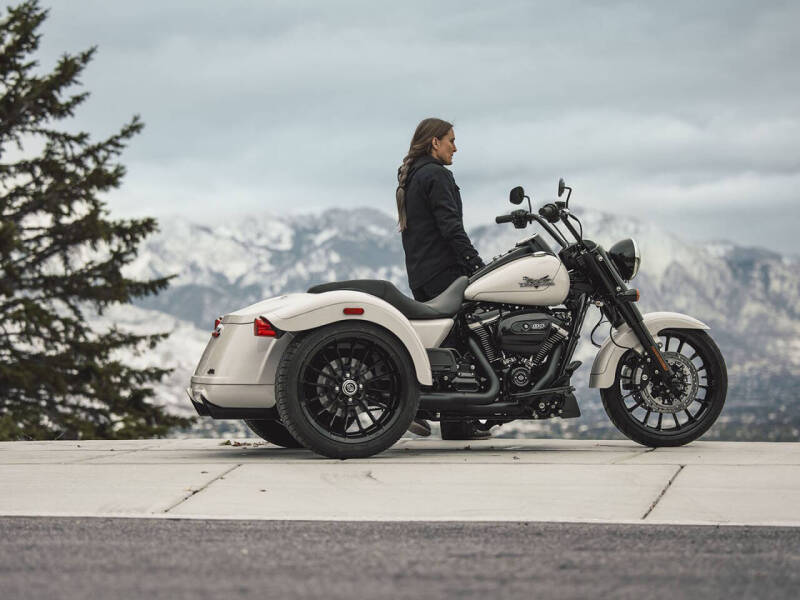 2023 Harley-Davidson Freewheeler