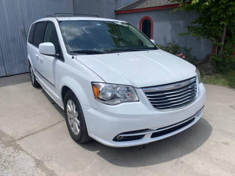 2016 Chrysler Town and Country Touring