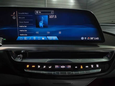 2024 Cadillac LYRIQ Luxury 1