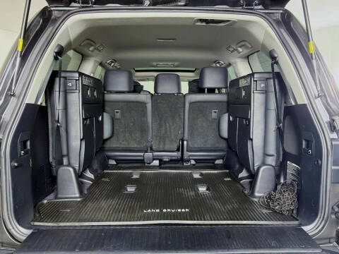 2016 Toyota Land Cruiser