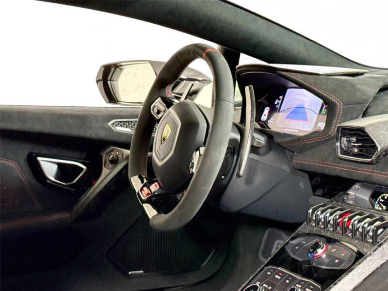 2018 Lamborghini Huracan LP 640-4 Performante