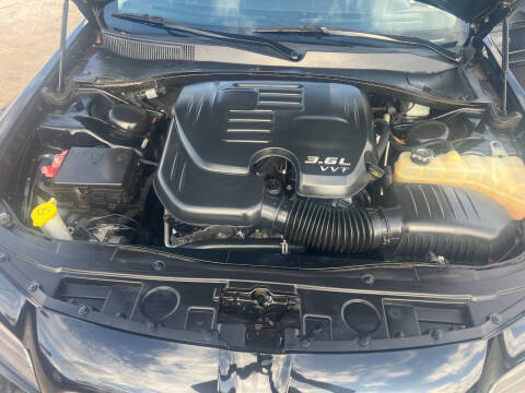 2021 Chrysler 300 Touring