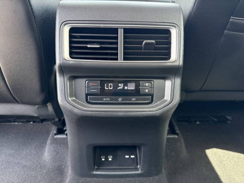 2024 Volkswagen Atlas SE 4Motion