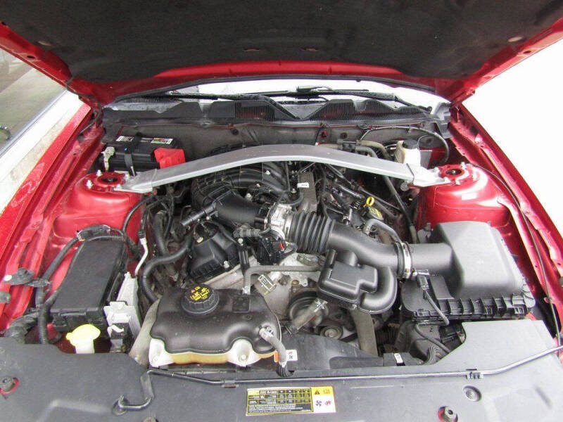 2011 Ford Mustang V6