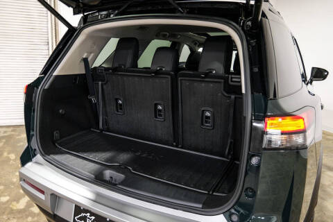 2024 Nissan Pathfinder Platinum