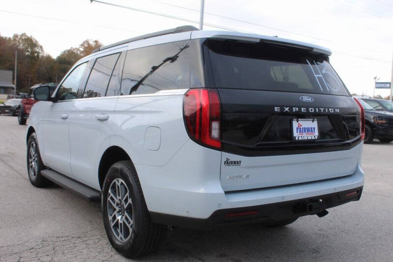 2025 Ford Expedition Active